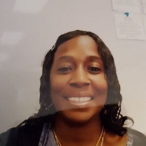 Meet your Posher, Travia